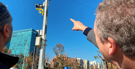 Sistema de control automatizado de infracciones por tránsito en vías de transporte público